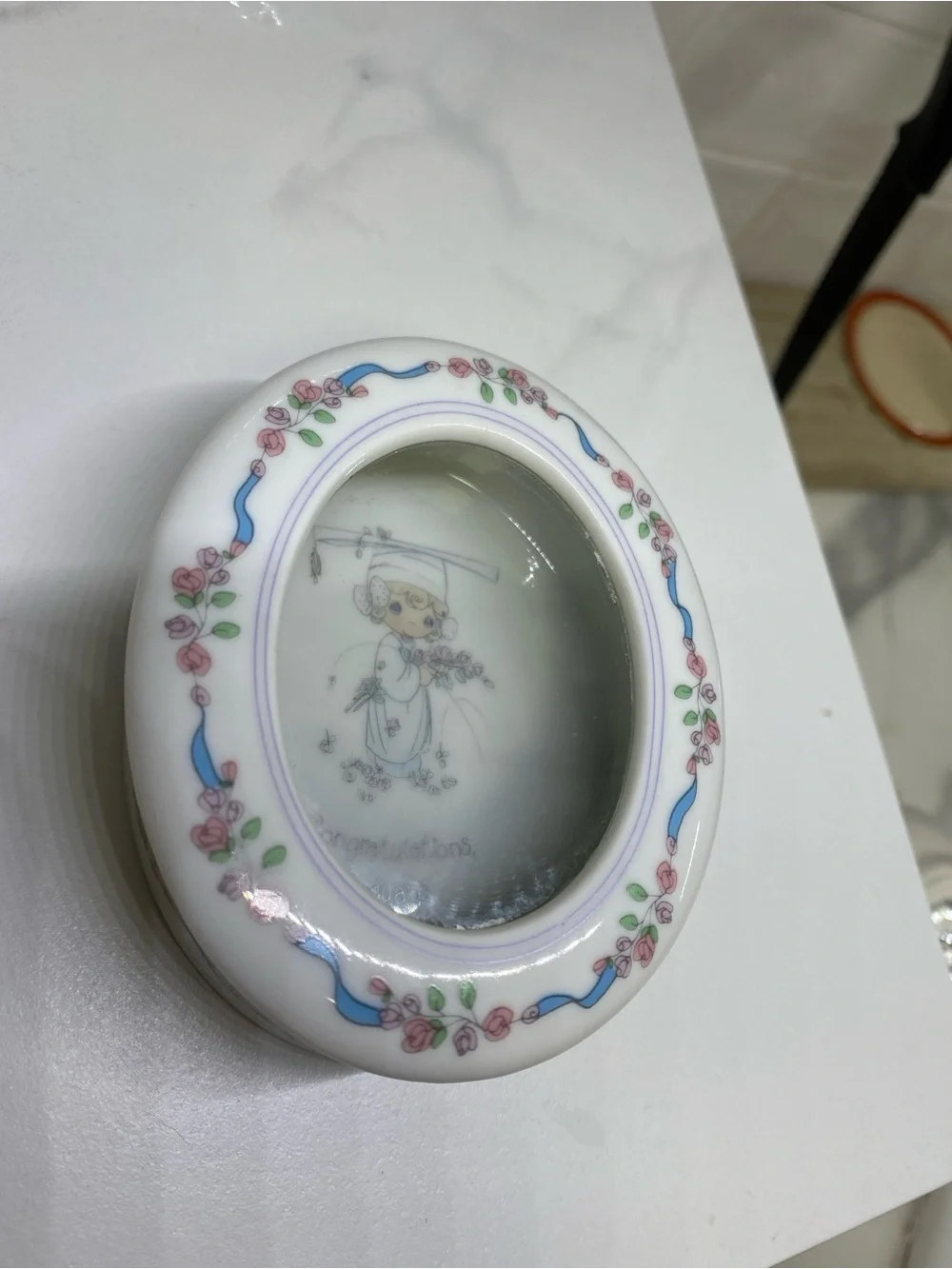 Vintage 1994 Precious Moments Graduation Picture Frame Porcelain Oval 2x3 